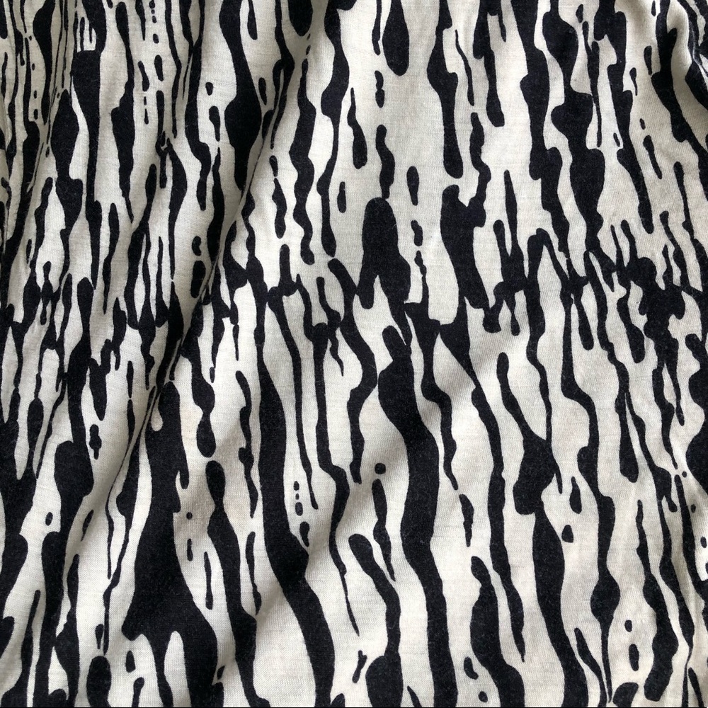 Patterned Top - image 4